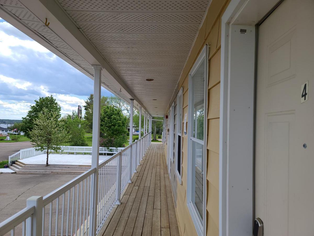 Bouctouche Bay Inn Exterior foto