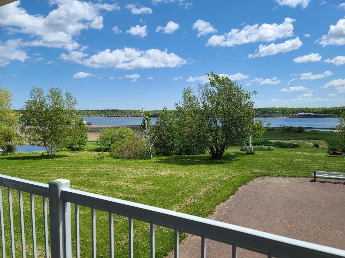 Bouctouche Bay Inn Exterior foto